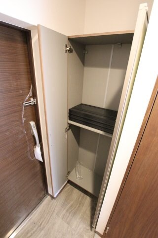 物件内観写真8　(シューズボックス)