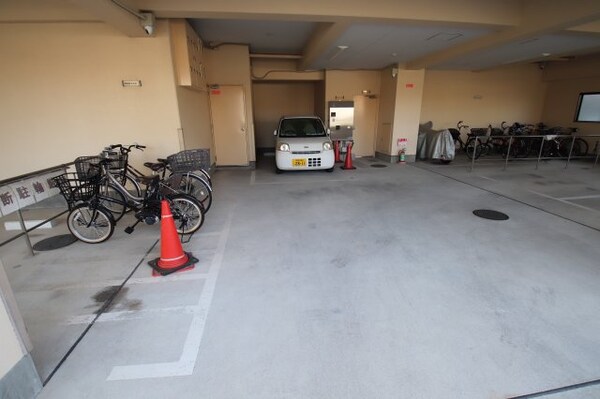 建物設備(駐輪場)