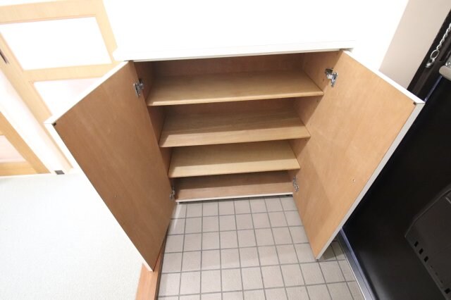 物件内観写真8　(シューズボックス)
