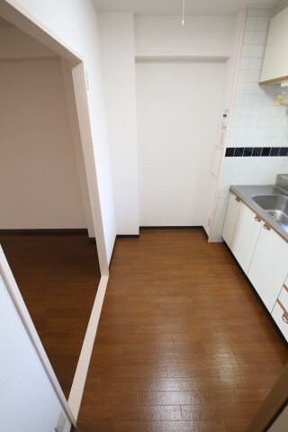 物件内観写真19　(キッチンスペース)