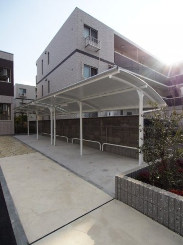 建物設備(駐輪場)