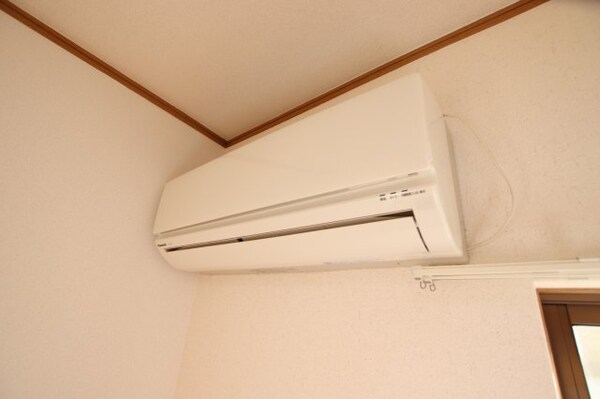 建物設備(エアコン)