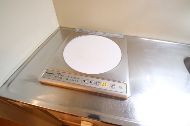 物件内観写真18　(IＨコンロ)