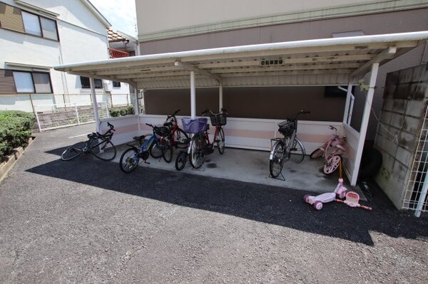 建物設備(駐輪場)