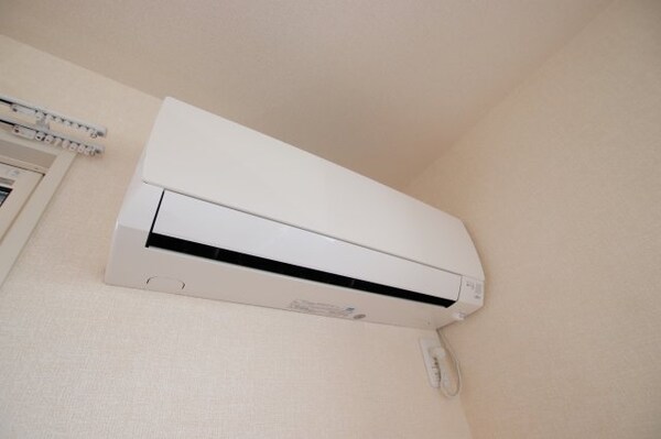 建物設備(エアコン)
