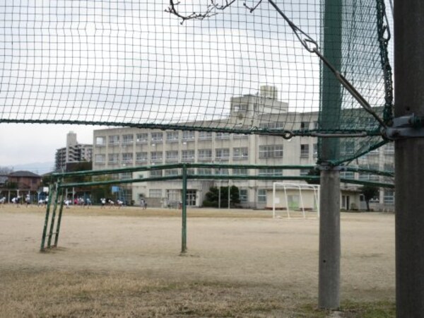 周辺環境(堺市立日置荘西小学校 594m)