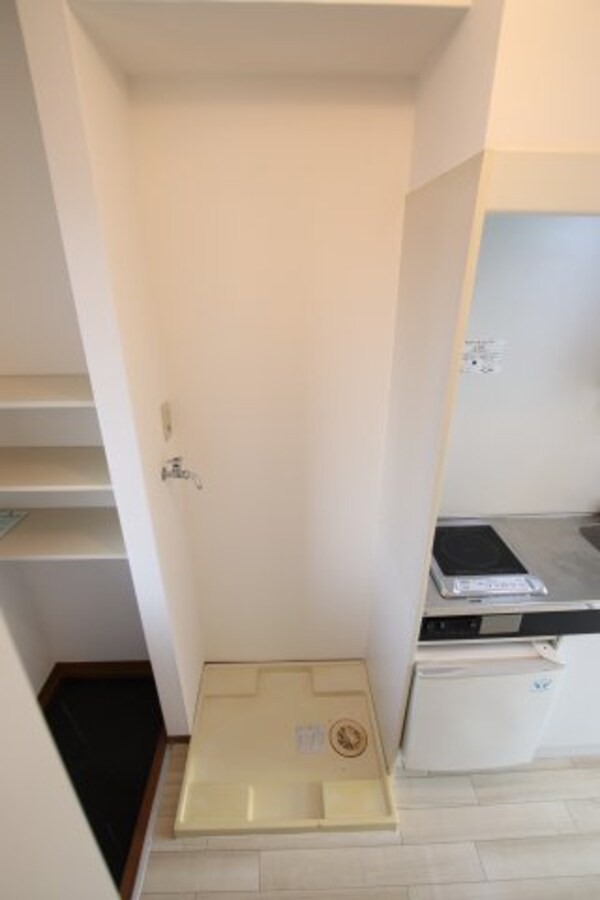 建物設備(室内洗濯機置場)