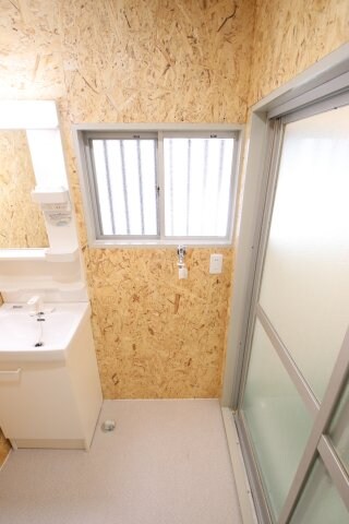 物件内観写真10　(室内洗濯機置き場)