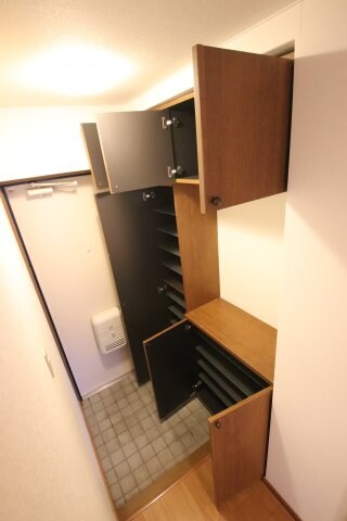 物件内観写真7　(シューズボックス)