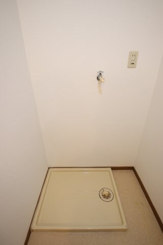 物件内観写真12　(室内洗濯機置き場)