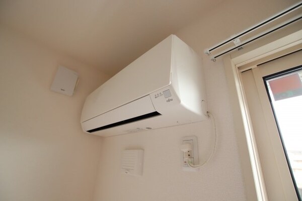 建物設備(エアコン)