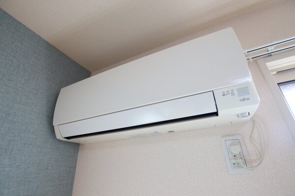 建物設備(エアコン)