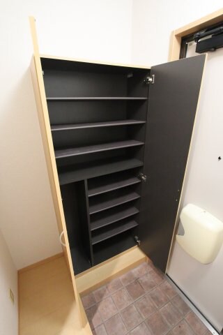 物件内観写真7　(シューズボックス)