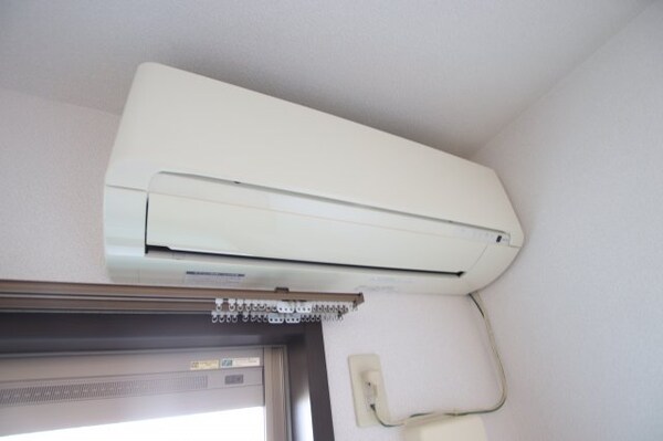 建物設備(クーラー)