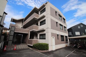 クレアヤマモト外観写真