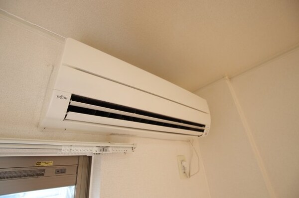 建物設備(エアコン)