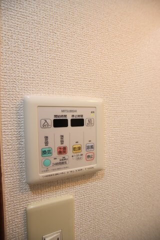 物件内観写真11　(浴室乾燥機)