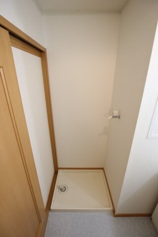 物件内観写真16　(室内洗濯機置き場)