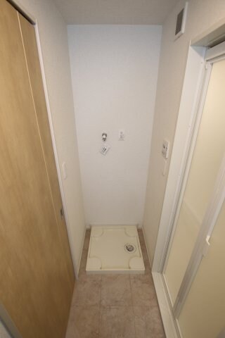 物件内観写真14　(室内洗濯機置場)