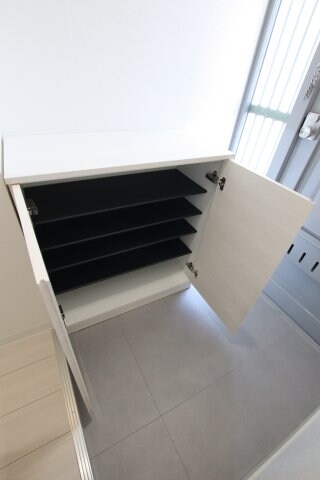 物件内観写真7　(シューズボックス)