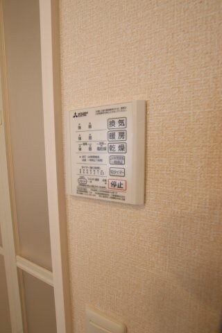 物件内観写真12　(浴室乾燥機能)