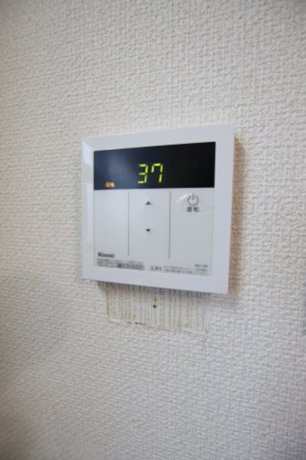 建物設備(給湯器)