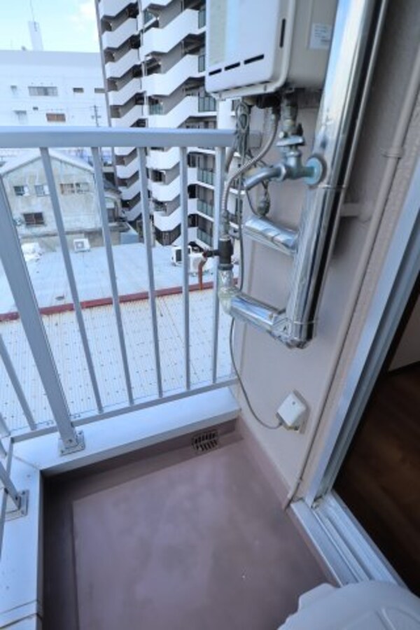建物設備(室外洗濯機置場)