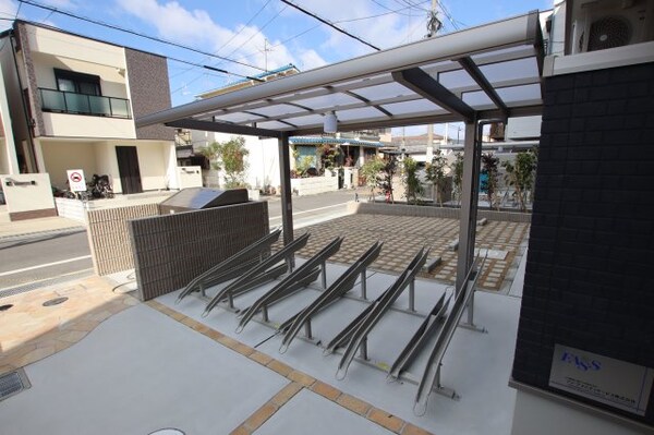 建物設備(駐輪場)