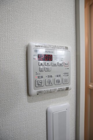 物件内観写真11　(浴室乾燥機)