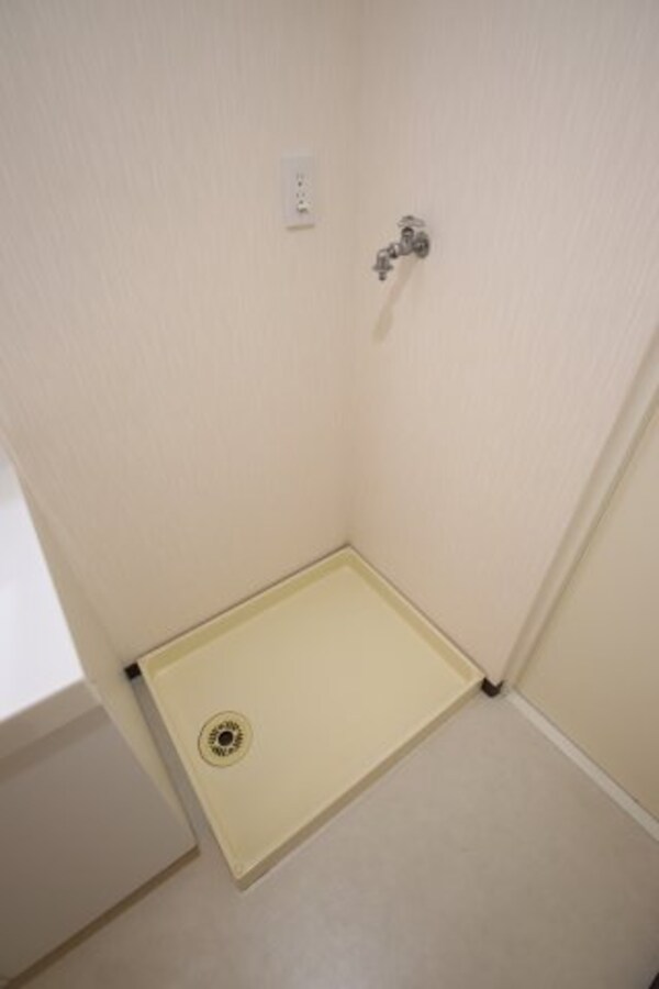 建物設備(室内洗濯機置場)