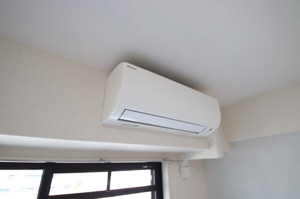 建物設備(エアコン)