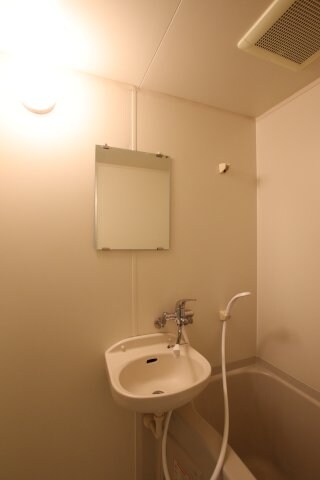 物件内観写真19　(洗面台)