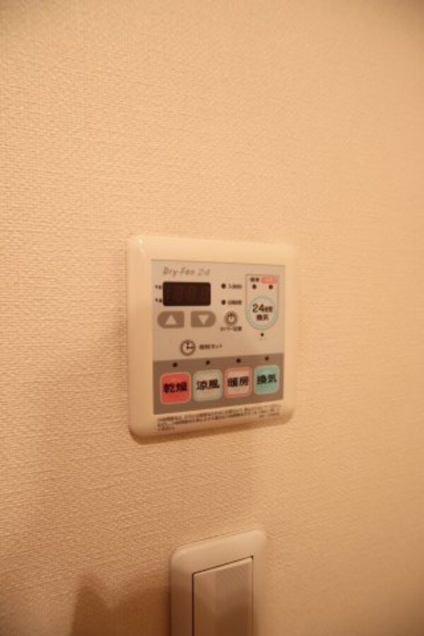 建物設備(浴室乾燥機)