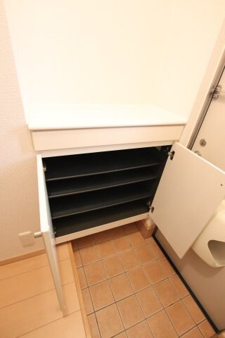 物件内観写真7　(シューズボックス)