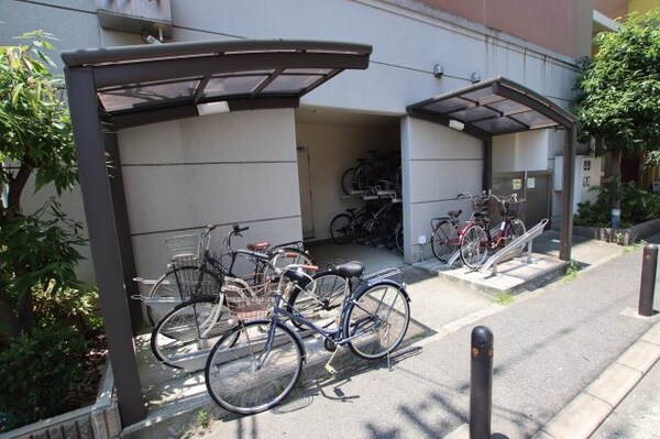 建物設備(駐輪場)