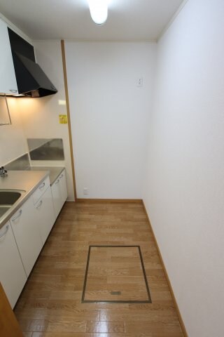 物件内観写真16　(キッチンスペース)