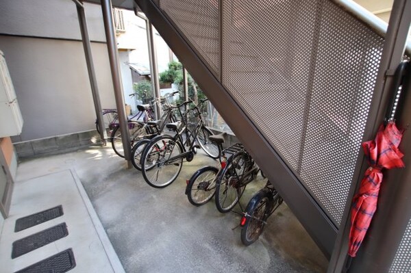 建物設備(駐輪場)