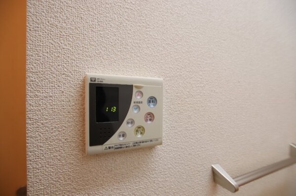 建物設備(給湯器リモコン)