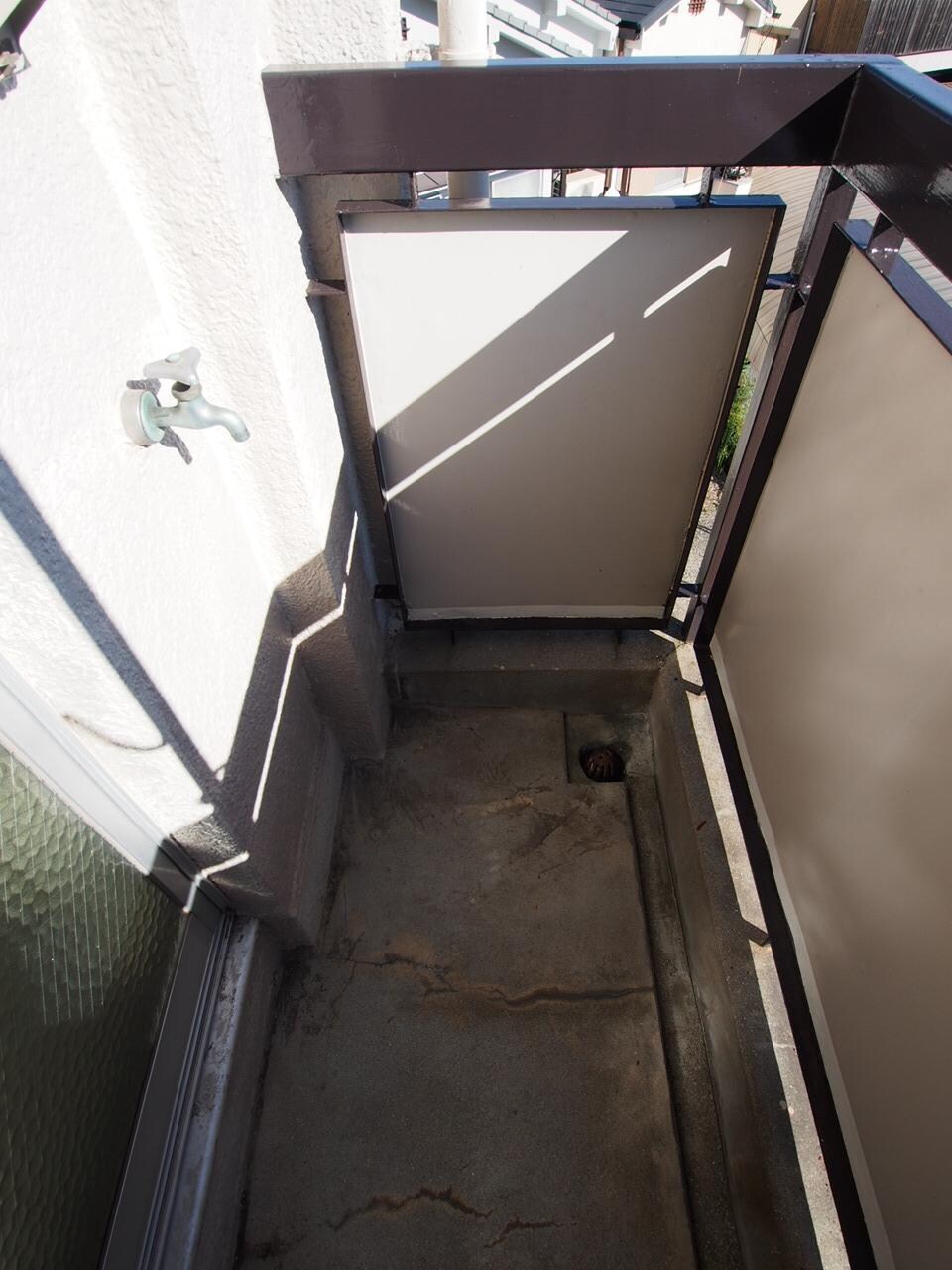 物件内観写真27　(室外洗濯機置場)