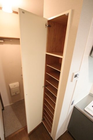 物件内観写真8　(シューズボックス)