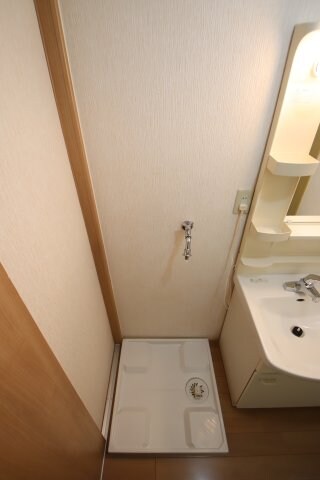 物件内観写真14　(室内洗濯機置き場)