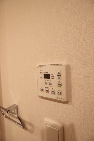 物件内観写真11　(浴室乾燥機)