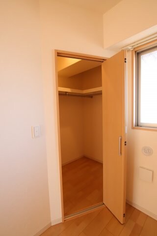 物件内観写真24　(ウォークインクローゼット)