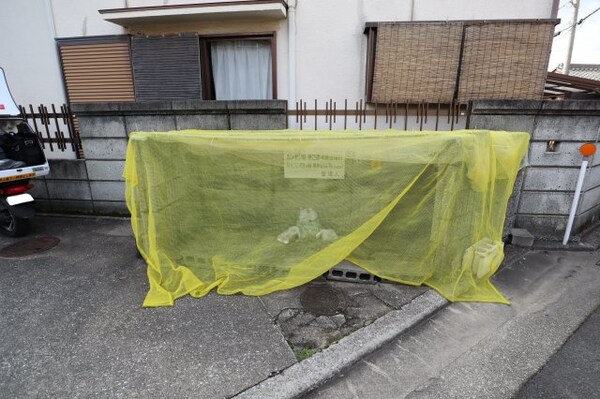 建物設備(敷地内ゴミ置き場)