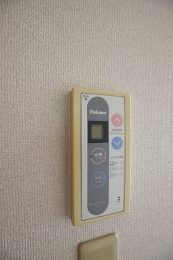 建物設備(給湯器リモコン)
