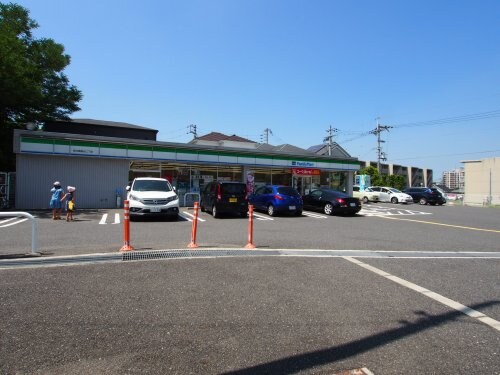 物件内観写真33　(ファミリーマート泉北晴美台二丁店 1434m)