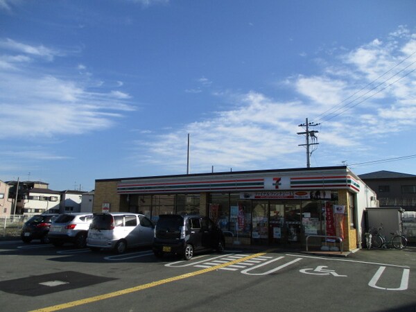 周辺環境(セブン－イレブン　堺日置荘北町店 572m)