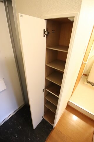 物件内観写真7　(シューズボックス)