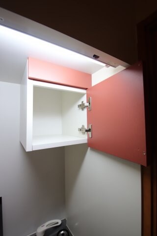 物件内観写真18　(吊戸棚)