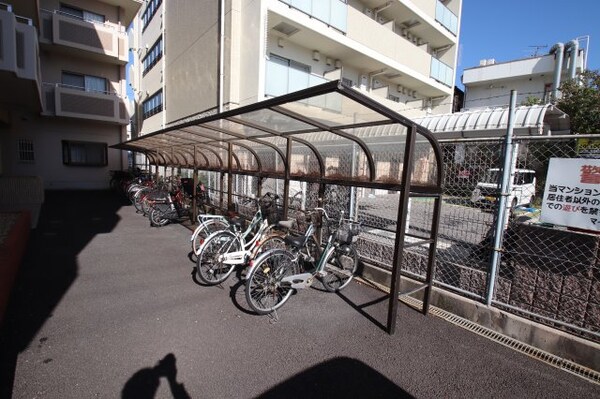 建物設備(駐輪場)